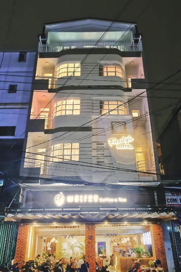 Free Style Hotel Dalat Luaran gambar